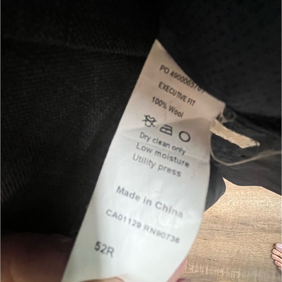 Michael Kor’s Sport Cost 52R - Picture 4 of 5